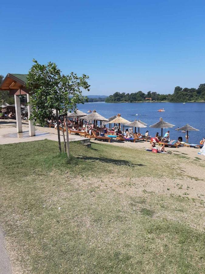 Apartmani K&V Veliko Gradište Exteriér fotografie