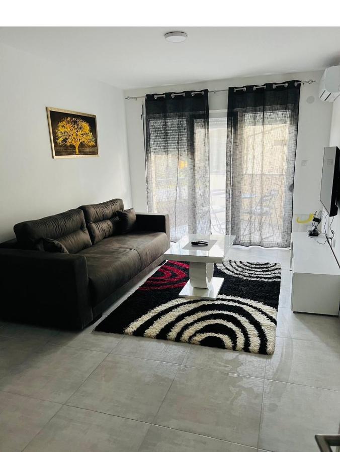Apartmani K&V Veliko Gradište Exteriér fotografie